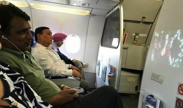 kriti-flight-dilwale